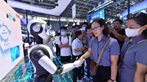 Xuất khẩu của Trung Quốc hưởng lợi từ làn sóng AI