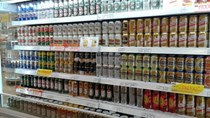 Bia ngoại cạnh tranh “miếng bánh” 3 tỉ lít bia tại Việt Nam