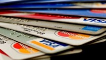 Yêu cầu giải thích lãi suất thẻ tín dụng quá cao