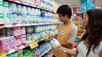 Giá sữa bột ở VN cao hơn các nước Đông Nam Á