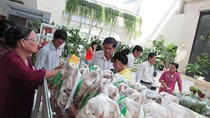 Nông sản bị ép giá vì “lộ bài”