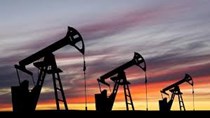 Giá dầu thế giới kết thúc tuần giảm