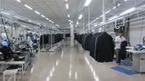 Doanh nghiệp Hồng Công muốn tìm nhà máy sản xuất hàng quần áo và hàng gốm sứ 