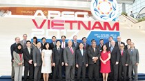 Quan chức cấp cao APEC ủng hộ thương mại tự do và đa phương