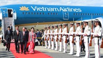 Thủ tướng Nguyễn Xuân Phúc và phu nhân được chào đón nồng nhiệt tại Nhật Bản