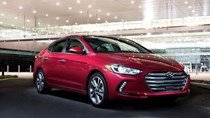 Giá ô tô Hyundai tháng 11/2017: SantaFe 2017 giảm 230 triệu đồng