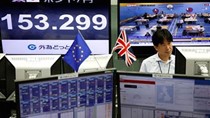 Nhật gặp “họa vô đơn chí” vì Brexit
