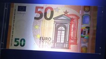 ECB giới thiệu tờ 50 euro mới nhằm chống nạn tiền giả