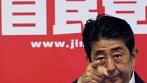 Shinzo Abe quyết chi 265 tỷ USD kích cầu kinh tế Nhật