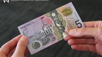 Australia phát hành tiền giấy có dấu hiệu dành cho người khiếm thị
