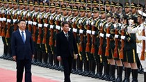 Trung Quốc và Philippines ký các thỏa thuận trị giá 13,5 tỷ USD