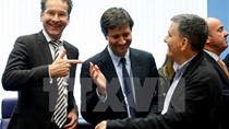 Eurozone đồng ý tiếp tục giải ngân 2,8 tỷ euro cho Hy Lạp