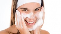 Những bí quyết trị mụn dành cho phái đẹp ở từng lứa tuổi