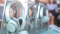 Sony ra mắt 3 tai nghe chống ồn tại Việt Nam