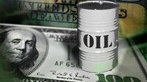 Giá dầu thô Hoa Kỳ giảm do nguồn cung tăng, dự trữ dầu dự kiến giảm