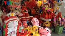 Thị trường đồ chơi Tết Trung Thu: Rộn ràng hàng Việt