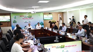 Truyền thông minh bạch là 'chìa khóa' để người dân tin dùng xăng E10