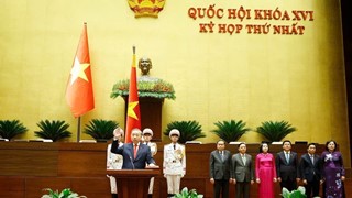Thông qua Nghị quyết bầu Tổng Bí thư Tô Lâm giữ chức Chủ tịch nước khoá XVI