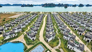 Từ Nghị quyết 10 đến cuộc đua đón vốn du lịch