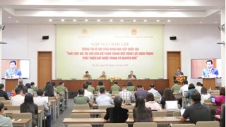 Phát triển văn hóa gắn với thượng tôn pháp luật và an ninh quốc gia