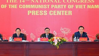Thường trực Ban Bí thư chủ trì họp báo quốc tế về Đại hội XIV của Đảng
