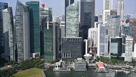 Singapore nâng dự báo tăng trưởng năm 2026