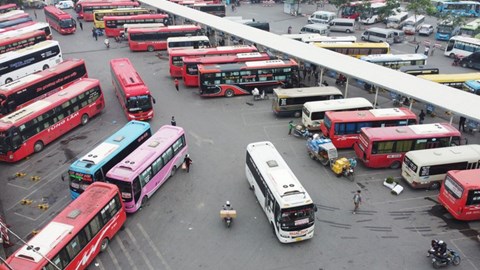 Đảm bảo đủ phương tiện, không tăng giá vé trái quy định dịp 30/4–1/5