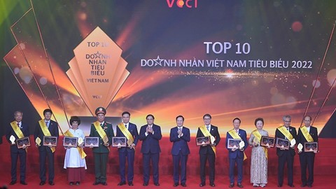 10 doanh nhân được tôn vinh Doanh nhân Việt Nam tiêu biểu nhất năm 2022