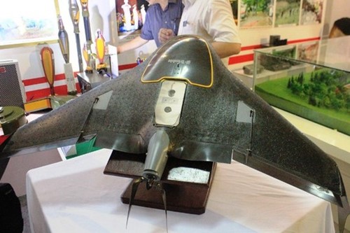 Máy bay không người lái Trimble UX5 được sản xuất tại Mỹ. Đây là một trong những thiết bị chuyên dùng được các nước trên thế giới mua và ứng dụng trong lĩnh vực thành lập bản đồ