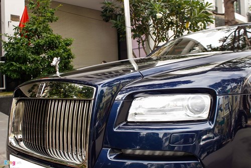 Rolls-Royce Wraith trong bo suu tap xe cua Cuong Do La hinh anh 5