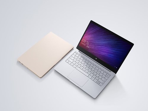 Laptop giong MacBook nhu hai giot nuoc gia 520 USD tu Xiaomi hinh anh 1