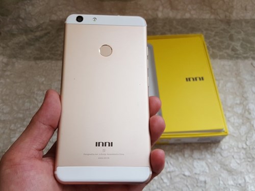 Inni 2: Smartphone cam ung van tay gia re cho nguoi dung tre hinh anh 4