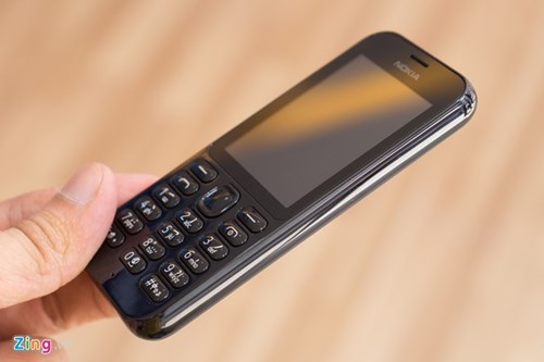 Mo hop Nokia 222 giong iPhone 7 Jet Black vua len ke hinh anh 9