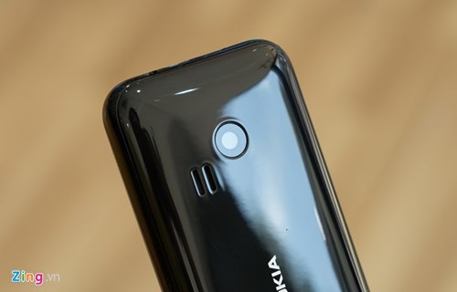 Mo hop Nokia 222 giong iPhone 7 Jet Black vua len ke hinh anh 7