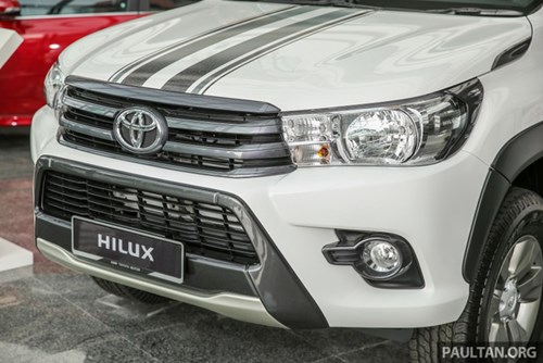 Cận cảnh Toyota Hilux bản đặc biệt mới tại Malaysia - Ảnh 5.