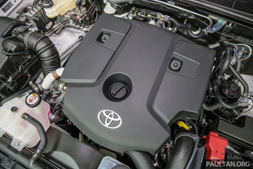 Cận cảnh Toyota Hilux bản đặc biệt mới tại Malaysia - Ảnh 13.