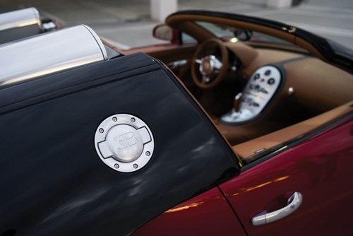 “Vua xe mui trần Bugatti Veyron Grand Sport chuẩn bị lên sàn - Ảnh 14.