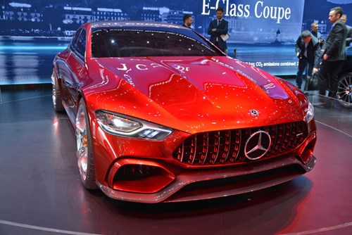 Xem quả bom sex 4 bánh Mercedes-AMG GT Concept lăn bánh ra khỏi triển lãm Geneva 2017 - Ảnh 5.
