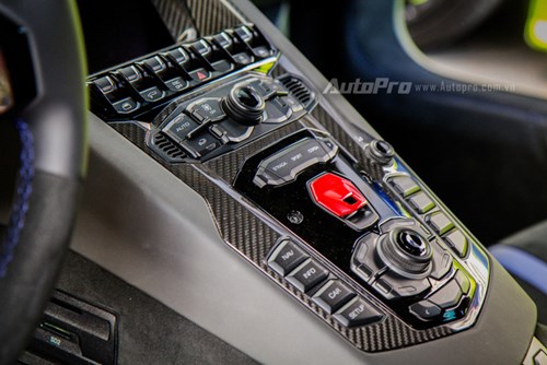 Cận cảnh bộ áo mới trên Lamborghini Aventador SV 32 tỷ Đồng của Minh Nhựa - Ảnh 16.