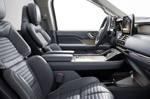 SUV hạng sang cỡ lớn Lincoln Navigator 2018 ra mắt với thiết kế thanh lịch và nội thất tiện nghi - Ảnh 8.