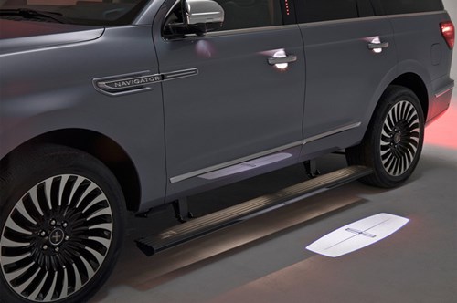 SUV hạng sang cỡ lớn Lincoln Navigator 2018 ra mắt với thiết kế thanh lịch và nội thất tiện nghi - Ảnh 14.