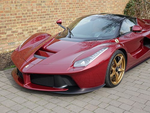 Siêu phẩm Ferrari LaFerrari màu hiếm rao bán 77 tỷ Đồng đã tìm thấy chủ nhân - Ảnh 7.