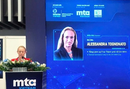 Bà Alessandra Tognonato, Tổng Lãnh sự Italy tại TP. Hồ Chí Minh.