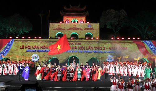 Rực rỡ sắc màu văn hóa trong Lễ hội Văn hóa thế giới tại Hà Nội lần thứ hai - ảnh 7