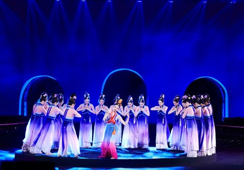 Rực rỡ sắc màu văn hóa trong Lễ hội Văn hóa thế giới tại Hà Nội lần thứ hai - ảnh 10
