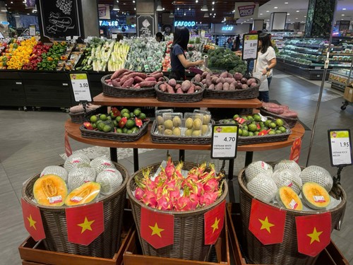 Hàng Việt Nam được bán rộng rãi tại hệ thống AEON Malaysia. Ảnh: Phú Cường