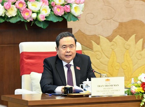 Chủ tịch Quốc hội đề xuất các thành phố ASEAN tiếp tục phát huy vai trò tiên phong trong đổi mới sáng tạo, chuyển đổi số và phát triển khoa học, công nghệ. Ảnh: Lâm Hiển