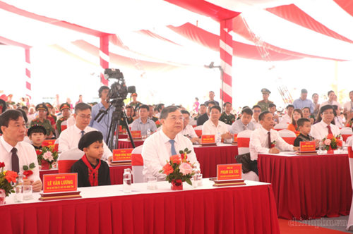Phó Thủ tướng Thường trực Phạm Gia Túc và các đại biểu tại buổi Lễ - Ảnh: chinhphu.vn/Nguyễn Hoàng