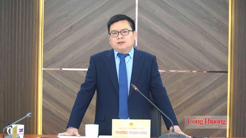 Thứ trưởng Bộ Công Thương Trương Thanh Hoài phát biểu chỉ đạo.