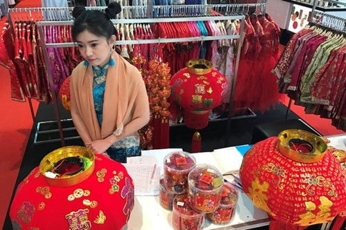 chau a ron rang don tet nguyen dan dinh dau 2017
